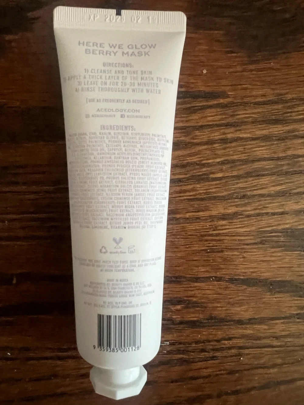 NWT Aceology Here We Glow Berry Mask 2.19oz